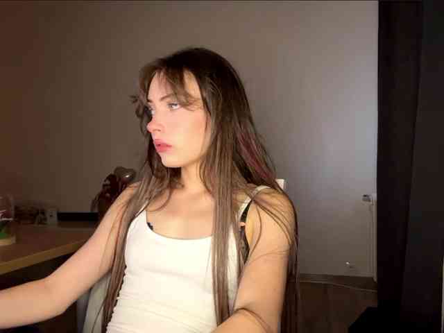 HoodKate webcam