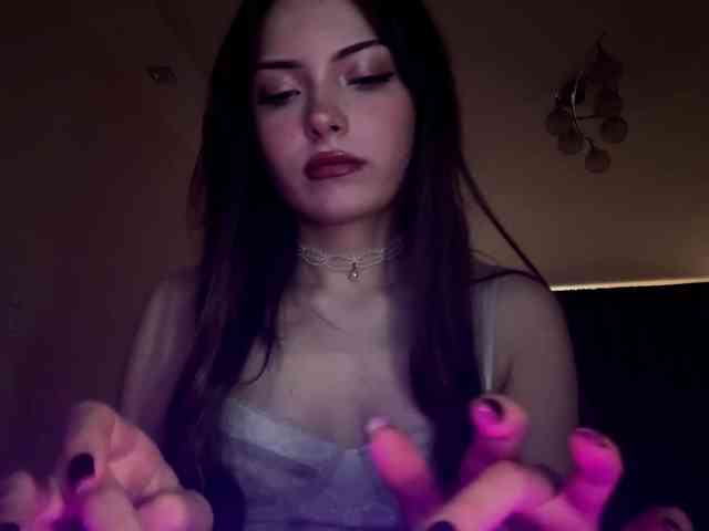 HoodKate webcam