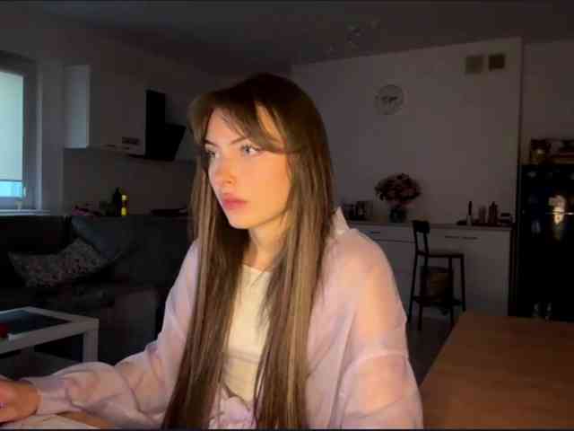 HoodKate webcam