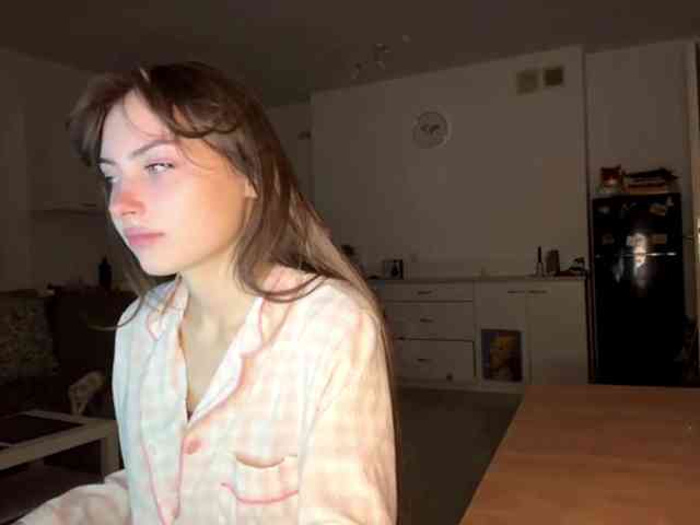 HoodKate webcam