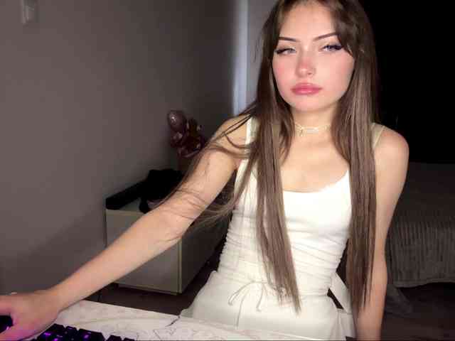 HoodKate webcam