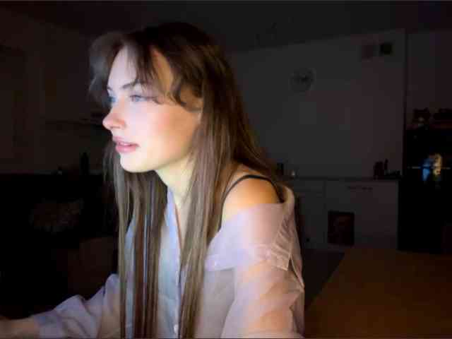 HoodKate webcam