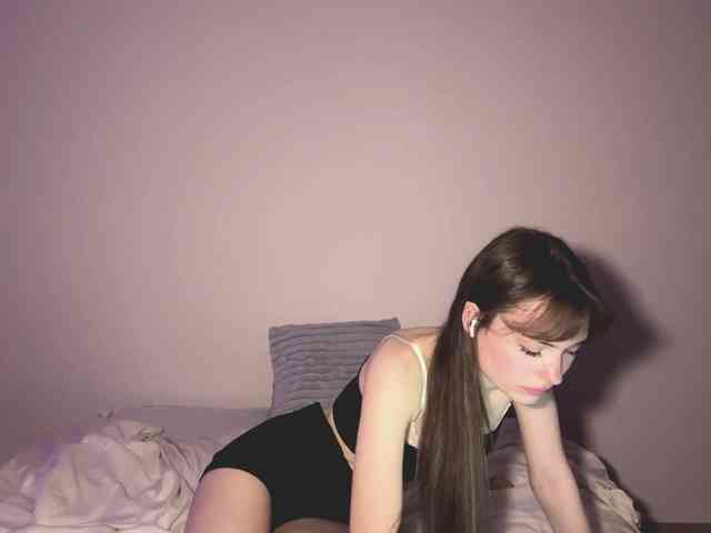 HoodKate webcam