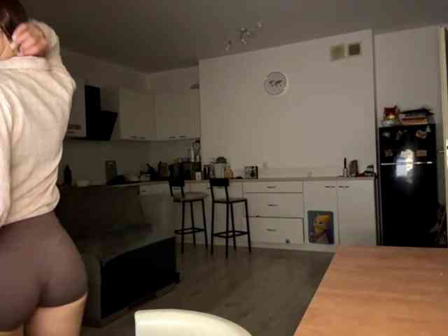 HoodKate webcam