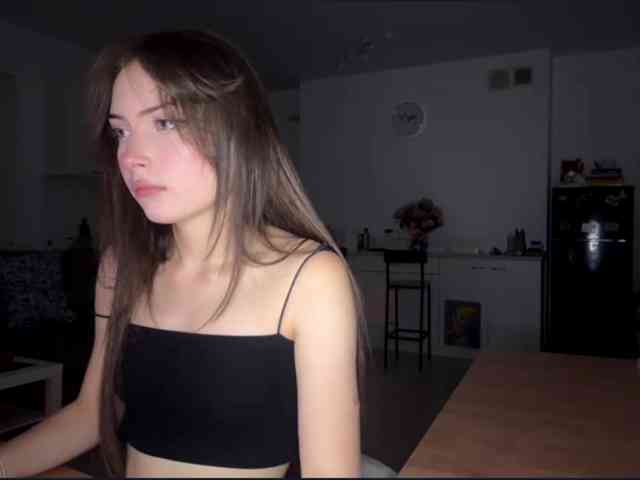HoodKate webcam