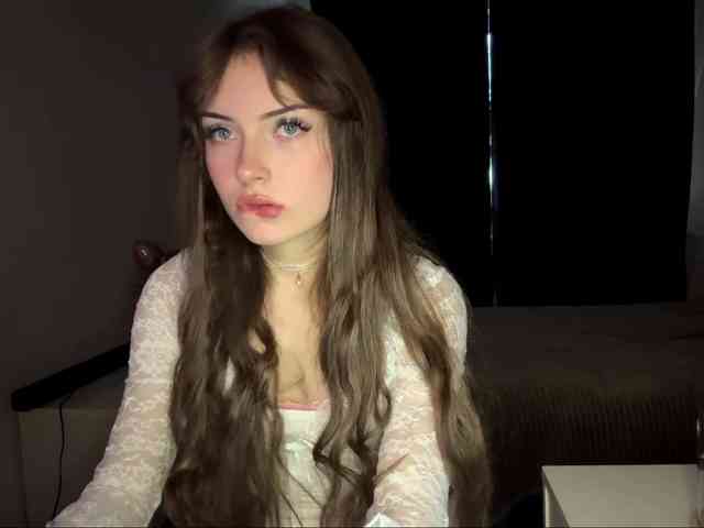 HoodKate webcam