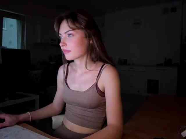 HoodKate webcam