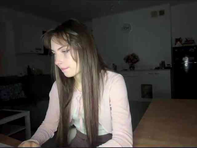 HoodKate webcam