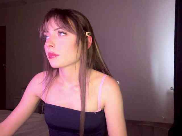 HoodKate webcam