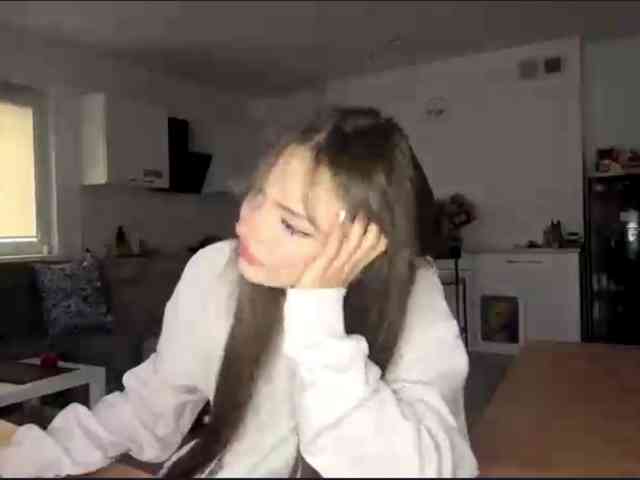 HoodKate webcam