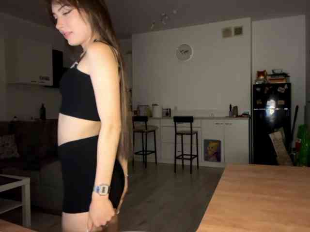HoodKate webcam