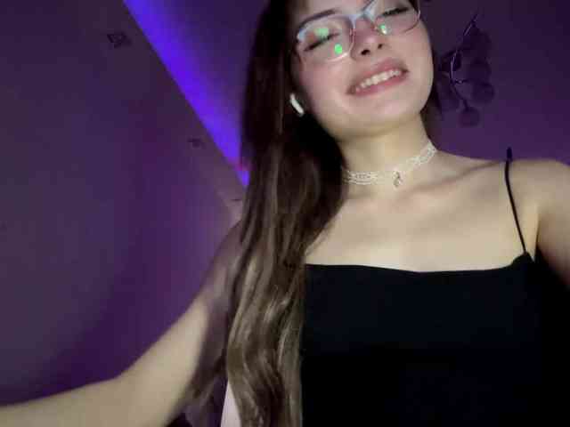 HoodKate webcam