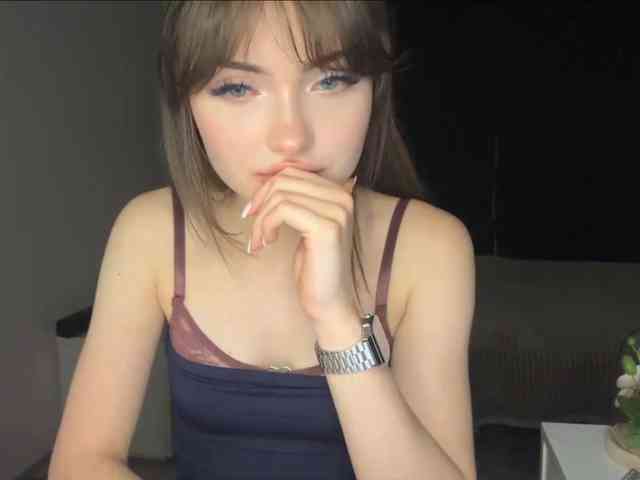 HoodKate webcam