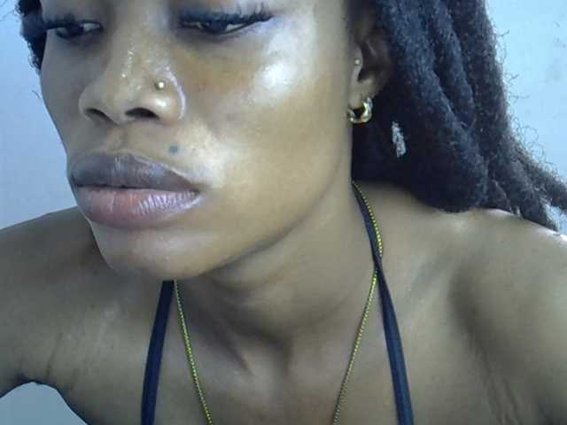 Berryjuice live cam on BongaCams