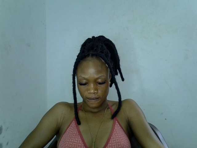 Berryjuice live cam on BongaCams