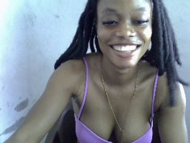 Berryjuice live cam on BongaCams