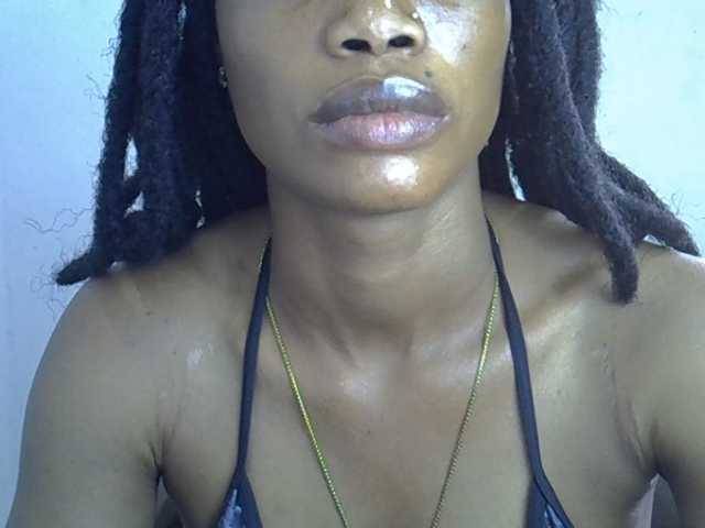 Berryjuice live cam on BongaCams