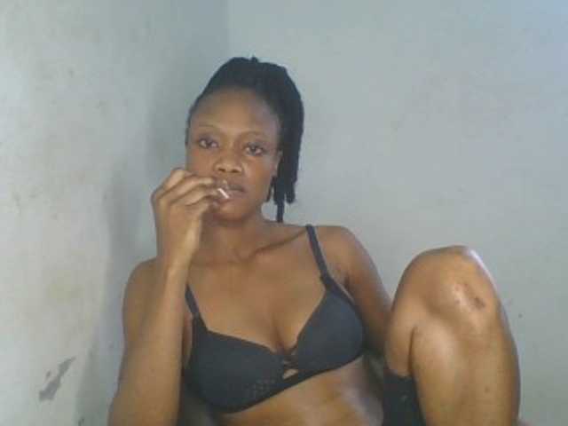 Berryjuice live cam on BongaCams