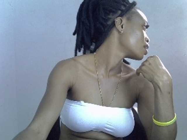 Berryjuice live cam on BongaCams