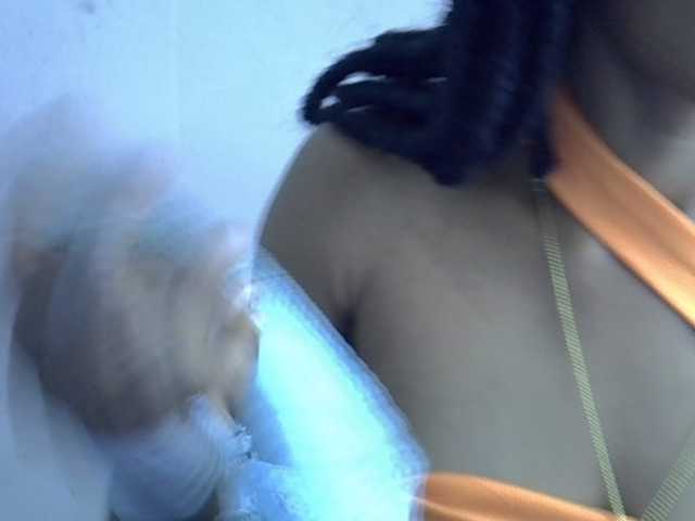 Berryjuice live cam on BongaCams
