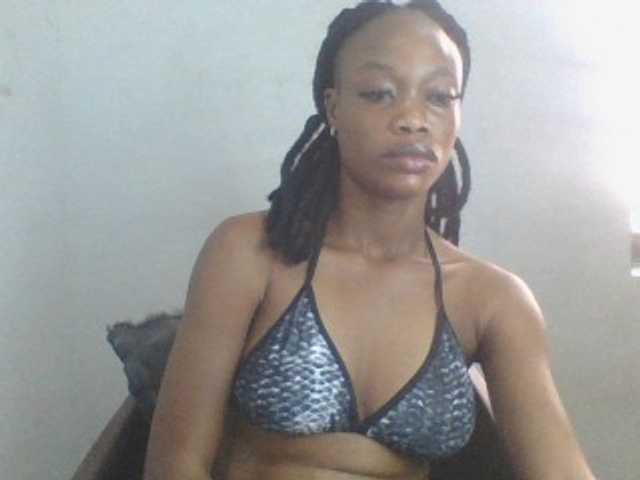 Berryjuice live cam on BongaCams