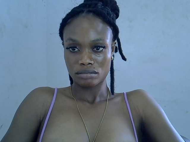 Berryjuice live cam on BongaCams