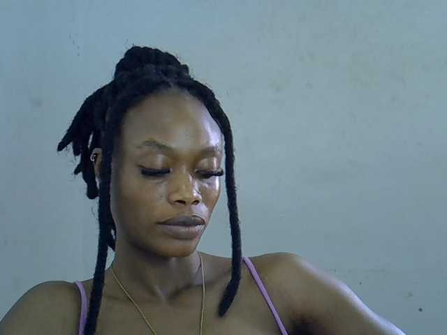 Berryjuice live cam on BongaCams