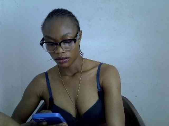 Model: Berryjuice