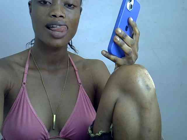Model: Berryjuice