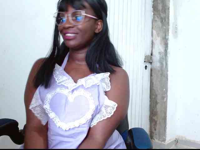Model: alexgonzz