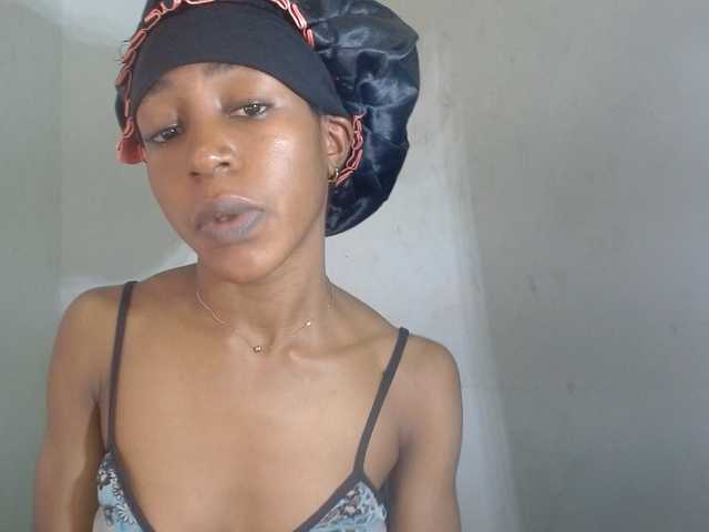 Sugarxpussy live cam on BongaCams