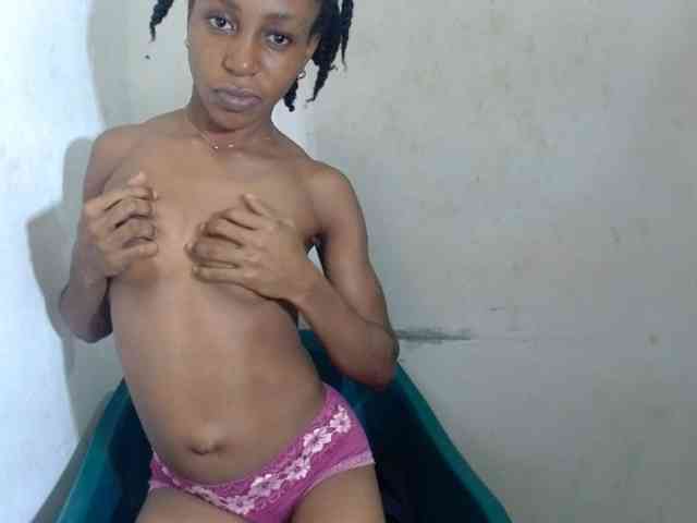 Model: Sugarxpussy