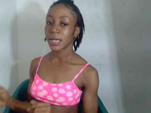 Model: Sugarxpussy