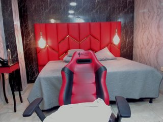LatinaHoleQueen-1 Porn Show