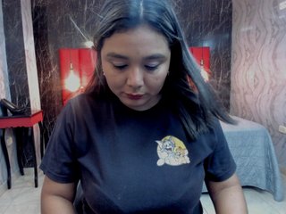 LatinaHoleQueen-1