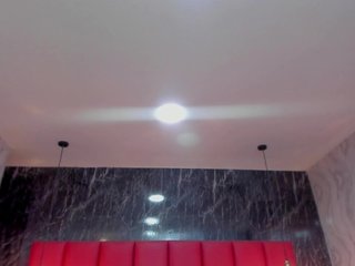 LatinaHoleQueen-1 Porn Show
