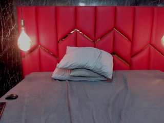 LatinaHoleQueen-1