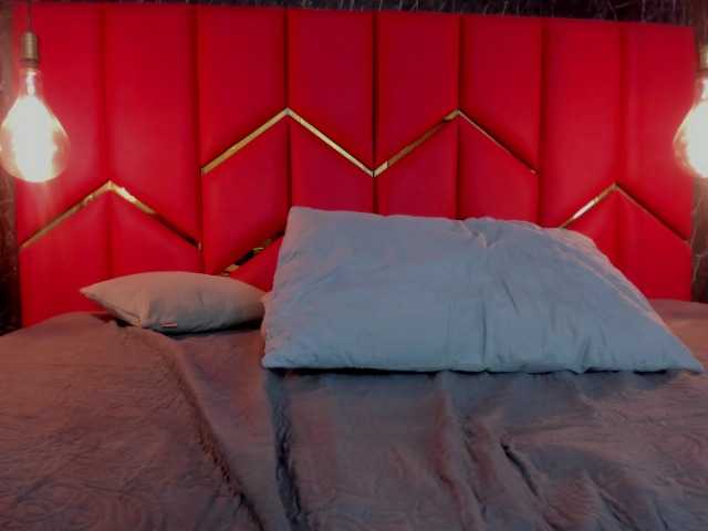 LatinaHoleQueen-1 live cam on BongaCams