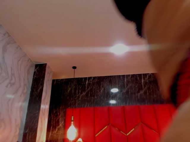 LatinaHoleQueen-1