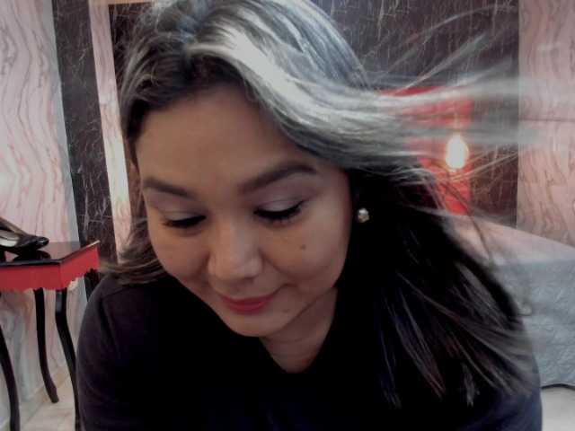 LatinaHoleQueen-1 live cam on BongaCams