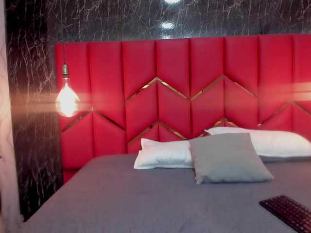 LatinaHoleQueen-1 live cam on BongaCams