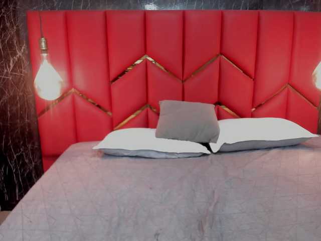 LatinaHoleQueen-1 live cam on BongaCams