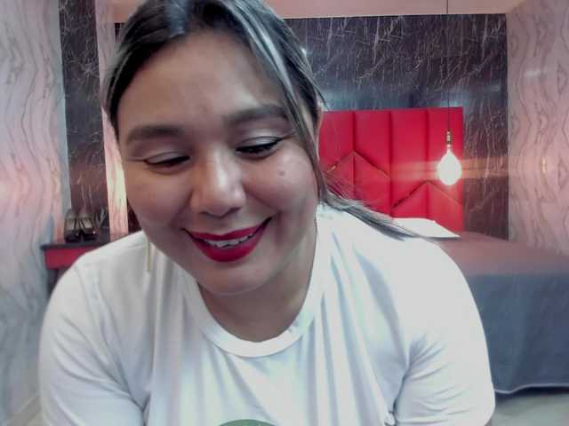 LatinaHoleQueen-1 live cam on BongaCams