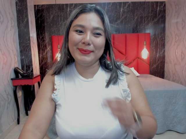 LatinaHoleQueen-1 live cam on BongaCams