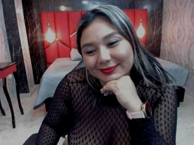 LatinaHoleQueen-1 webcam
