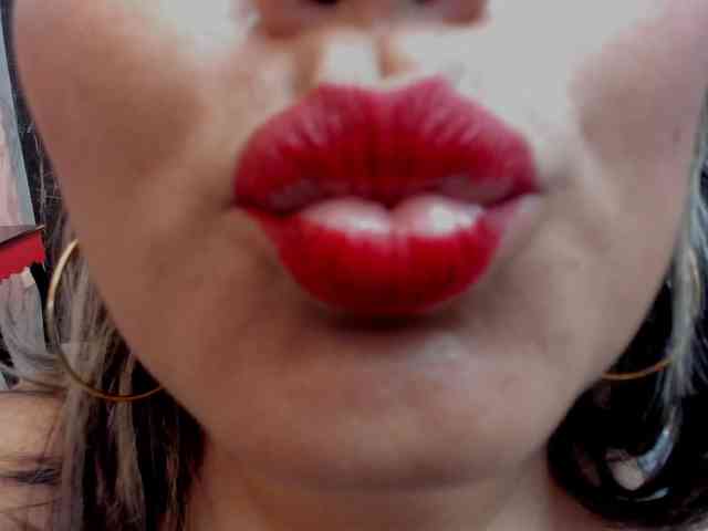LatinaHoleQueen-1 webcam