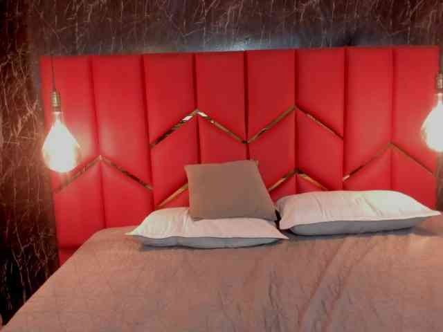 LatinaHoleQueen-1 webcam