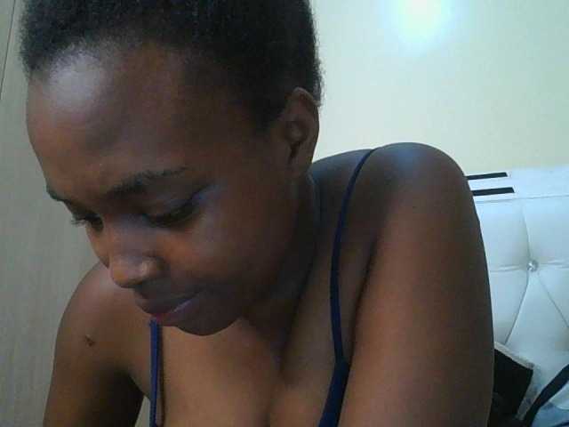 sexylittleprincess1 live webcam show