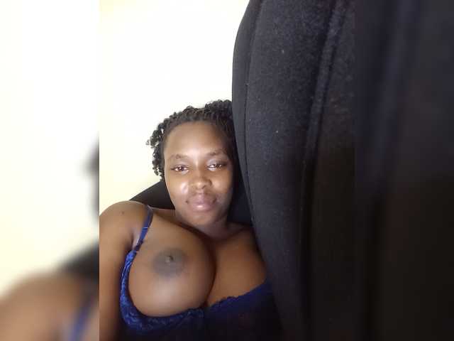 princess-zarih live cam on BongaCams