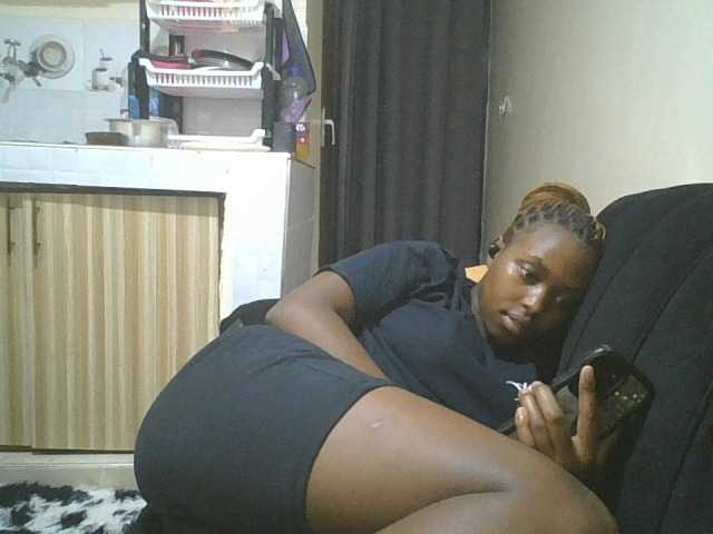 princess-zarih live cam on BongaCams